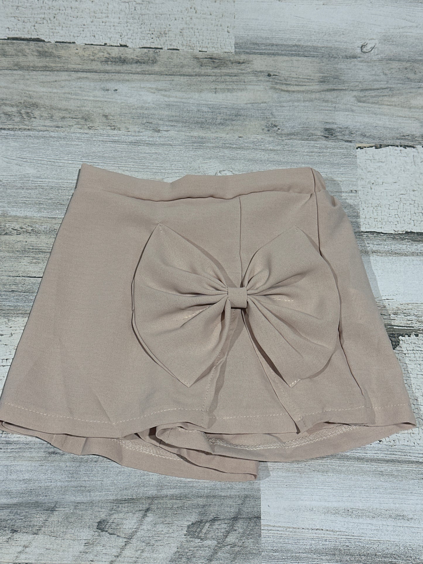 Bow Skort - SHEIN - Girls Size 5 - Very Good Used Condition