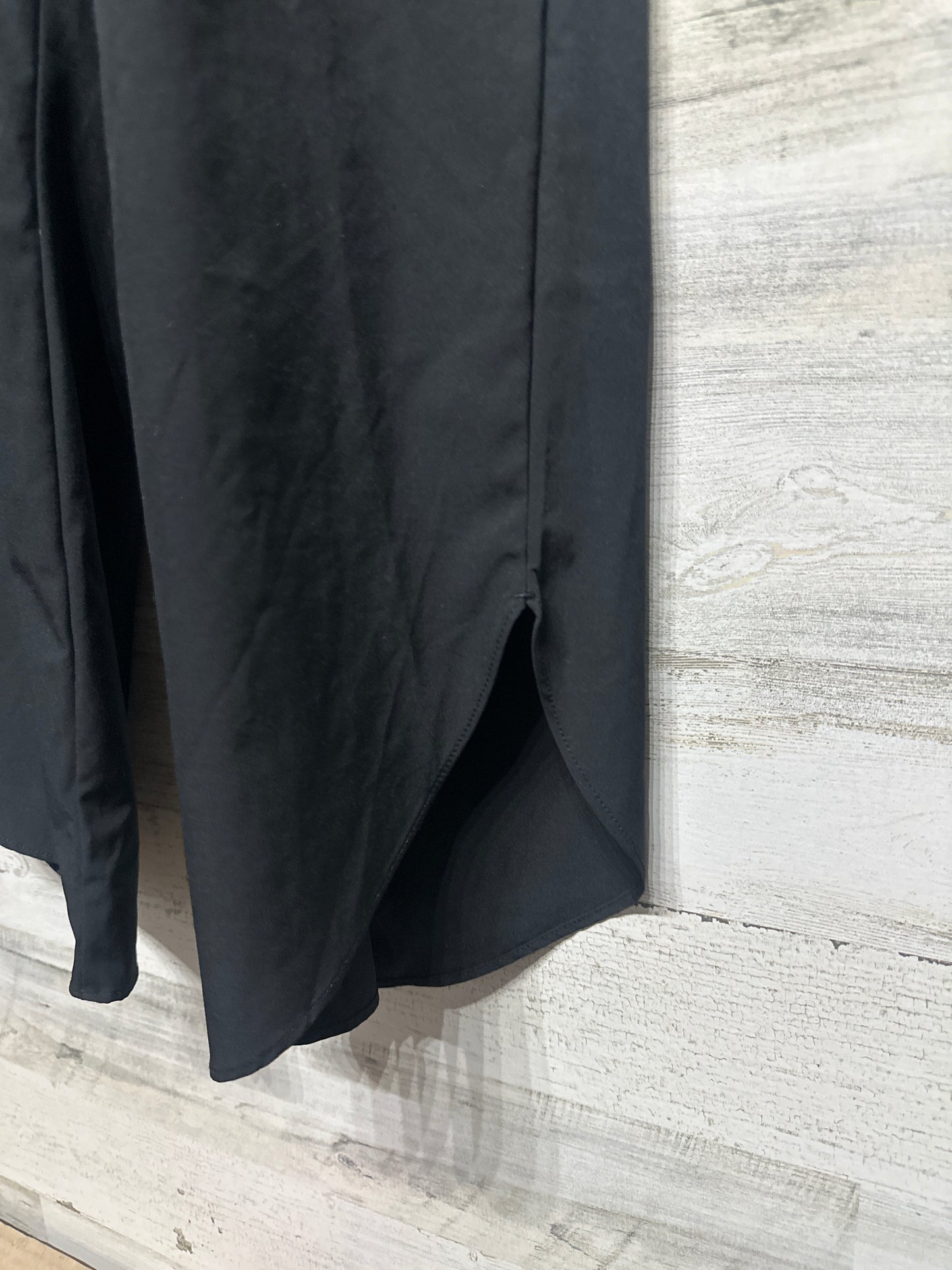 Women's Size Medium Halara Breezeful High Waisted Crossover Side Pocket Split Quick Dry Resort Pants - Very Good Used Condition