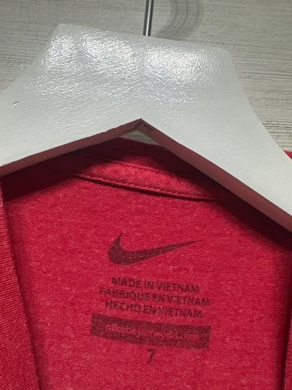 Boys Size 7 Red Nike Tee - Good Used Condition*