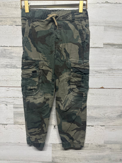 Boys Size 6 Regular Wrangler Camo Cargo Pants - Good Used Condition*