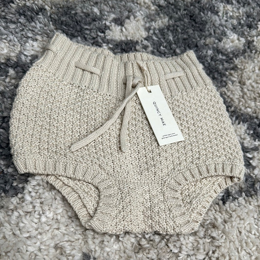Girls Size 18/24m Quincy Mae pebble knit bloomers - new with tags
