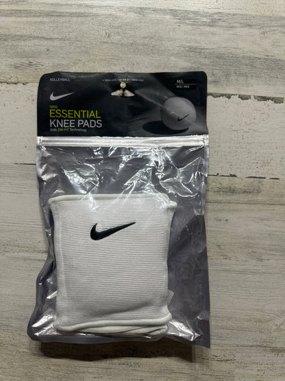 Size M/L Nike Volleyball Essential Knee Pads with Drifit Technology - New In Package