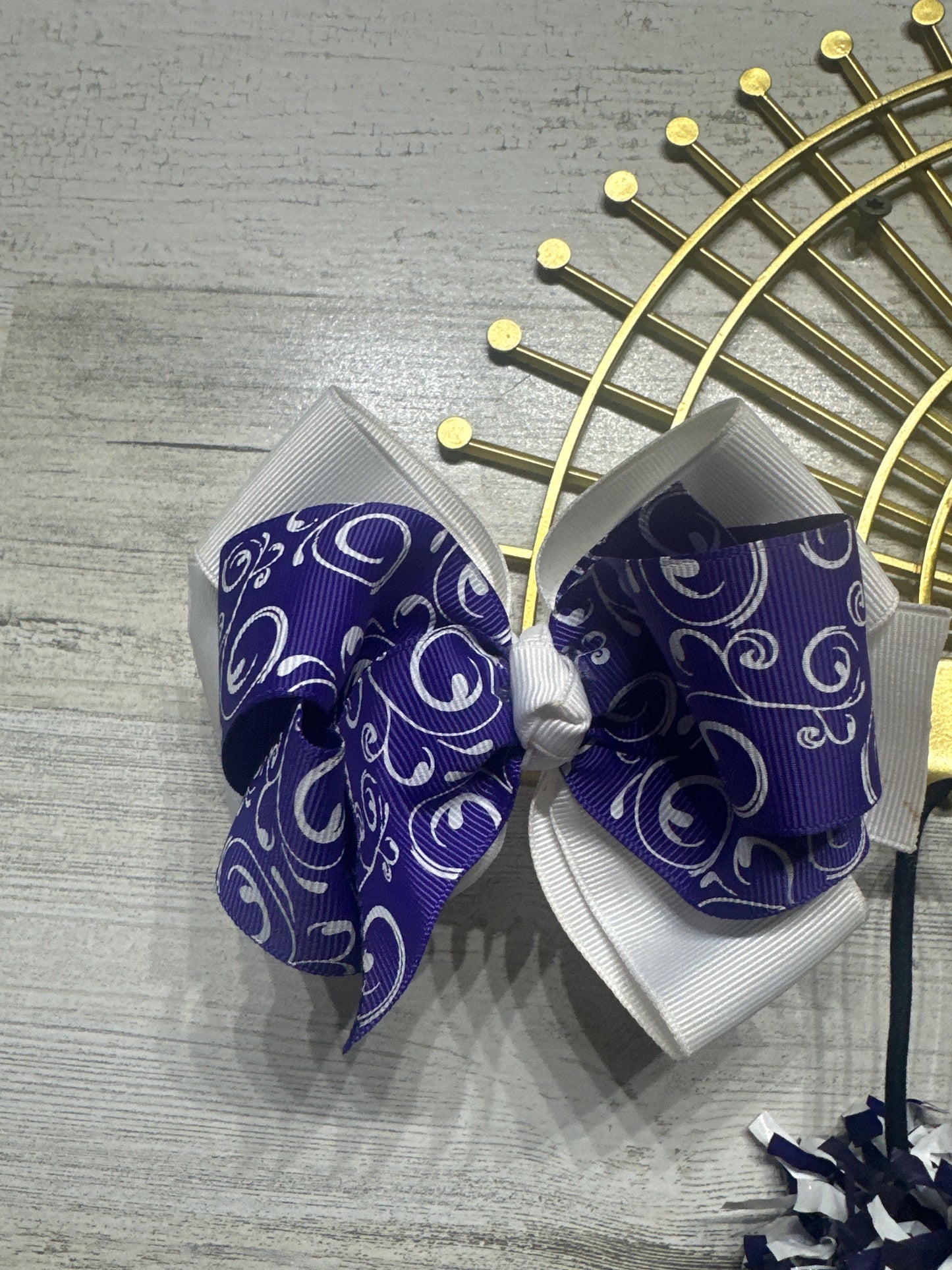 Lot of 5 Various Purple and White Hair Accessories - Good Used Condition