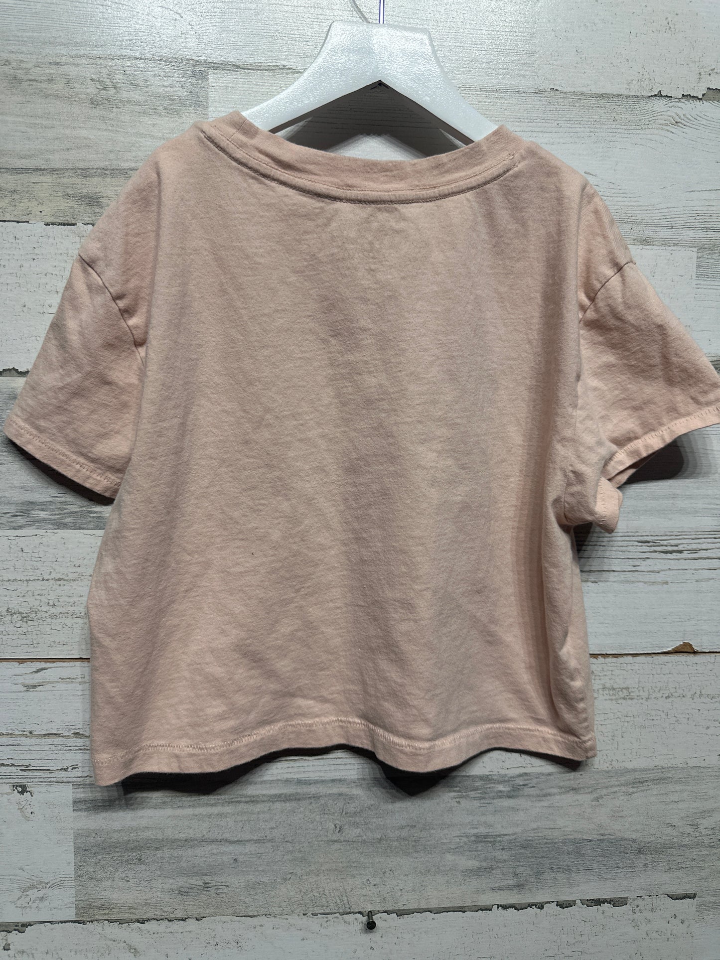 Women’s Medium Aeropostale Cropped Peach Vintage Fit Tee - Good Used Condition