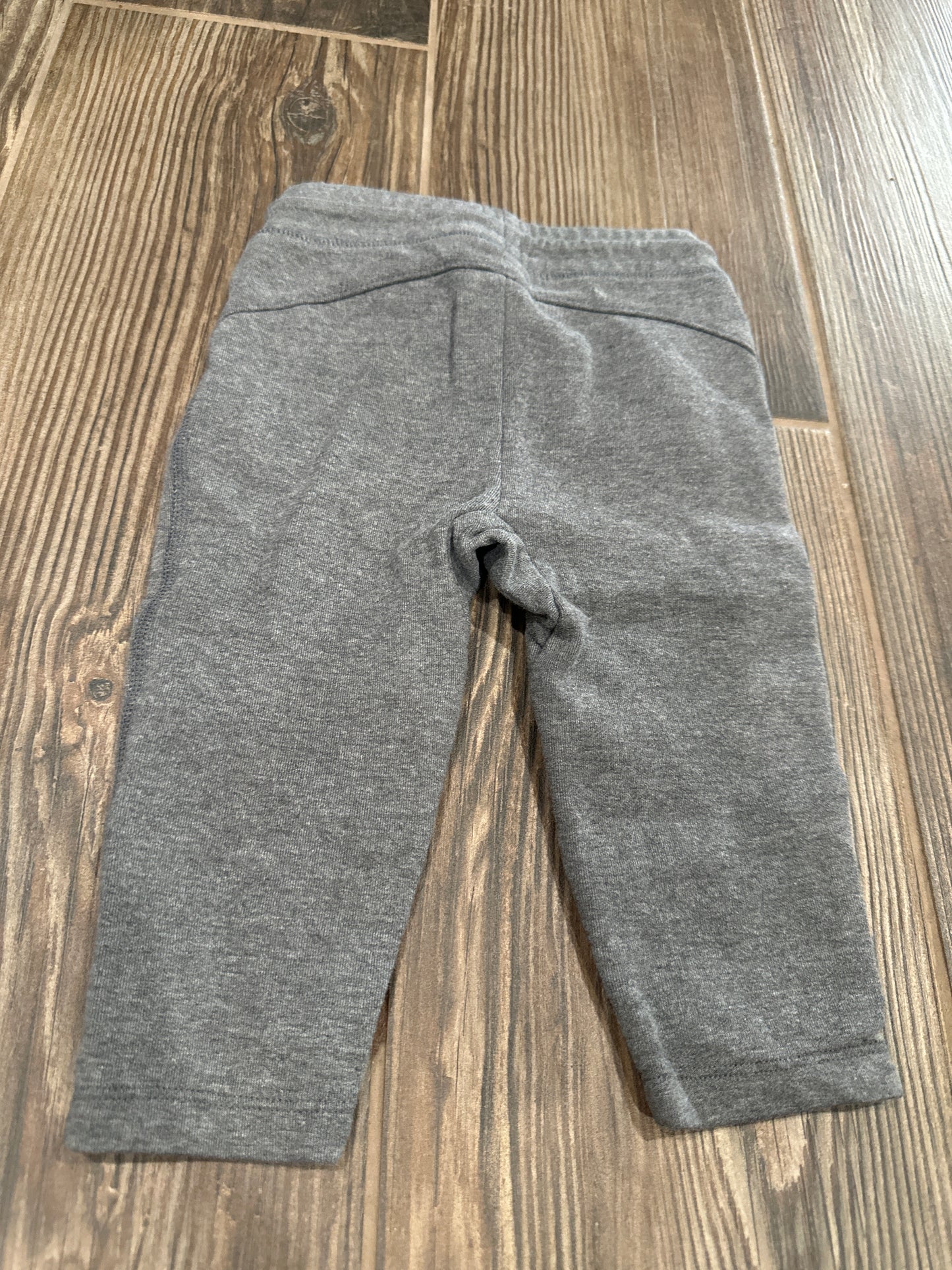 Boys Preowned Size 18-24m Gap Grey Sweatpants - Very Good Used Condition