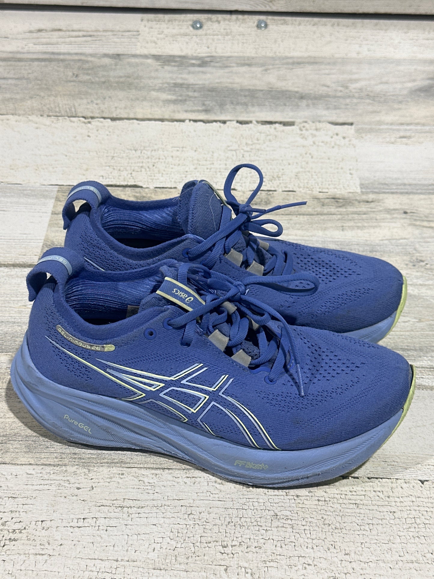 ASICS Gel Nimbus 26 - Women’s Size 6 - Good Used Condition*