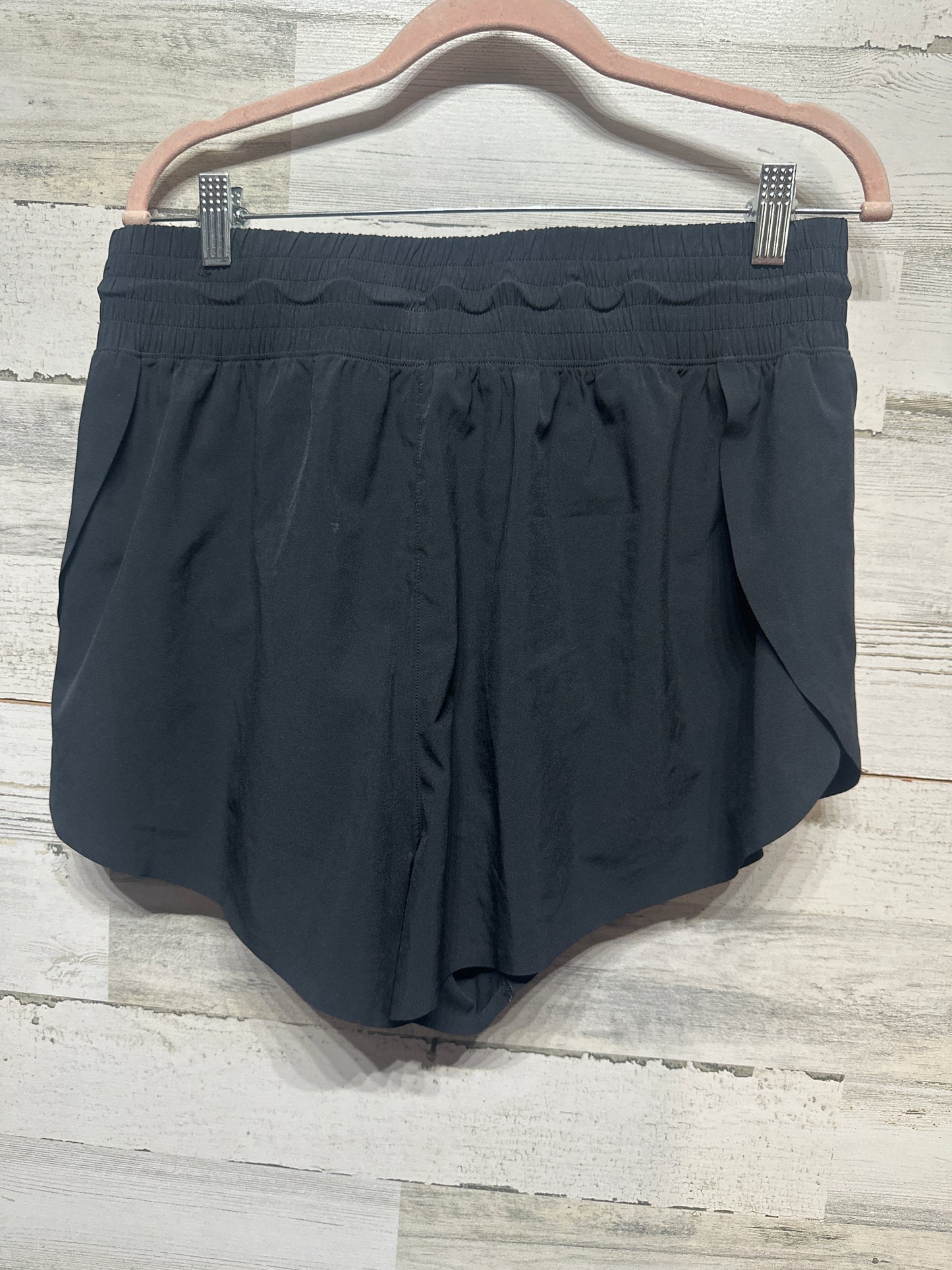 Women's Size Large Abercrombie YPB motionTEK Lined Workout Shorts - Very Good Used Condition