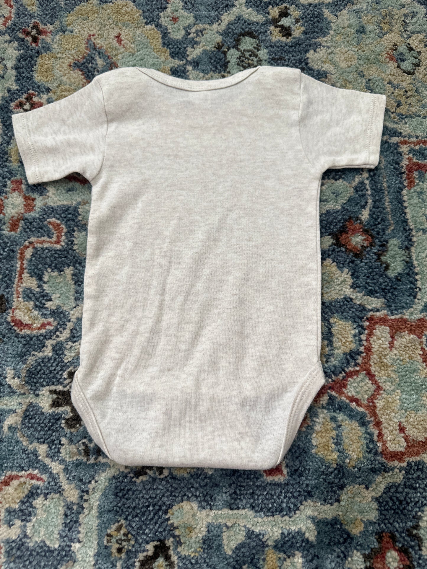 Cry a Lot Bodysuit Girls 3-6m VGUC