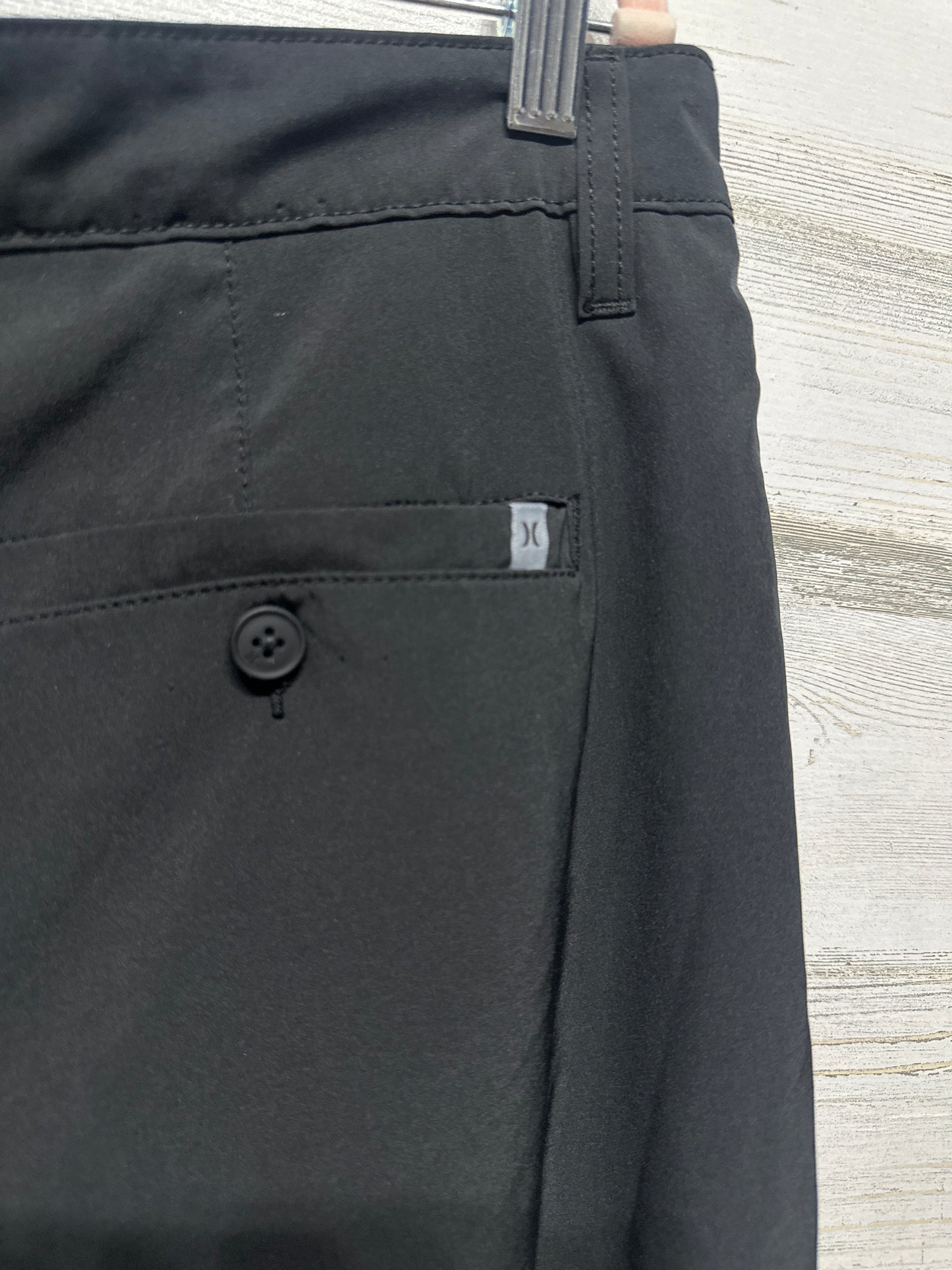 Hurley Men’s Size 40 Quick Dry Black Shorts VGUC