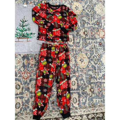 Dr. Seuss PPTX Holiday Bundle Boys Size 8 Red Gray Grinch Christmas Tree