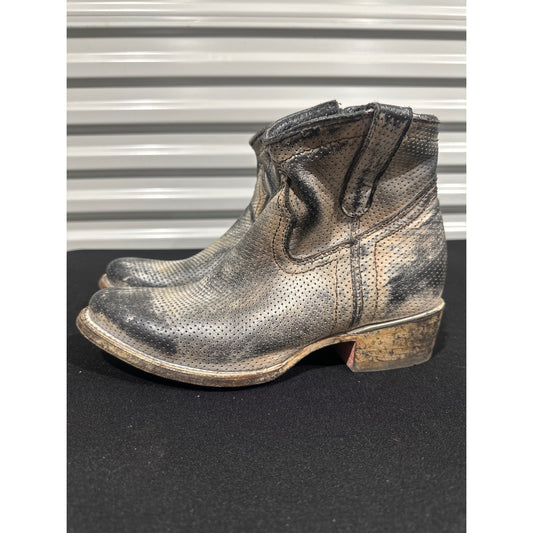 Corral Ankle Boots Women 9 Gray Distressed Perforated Leather Western GUC