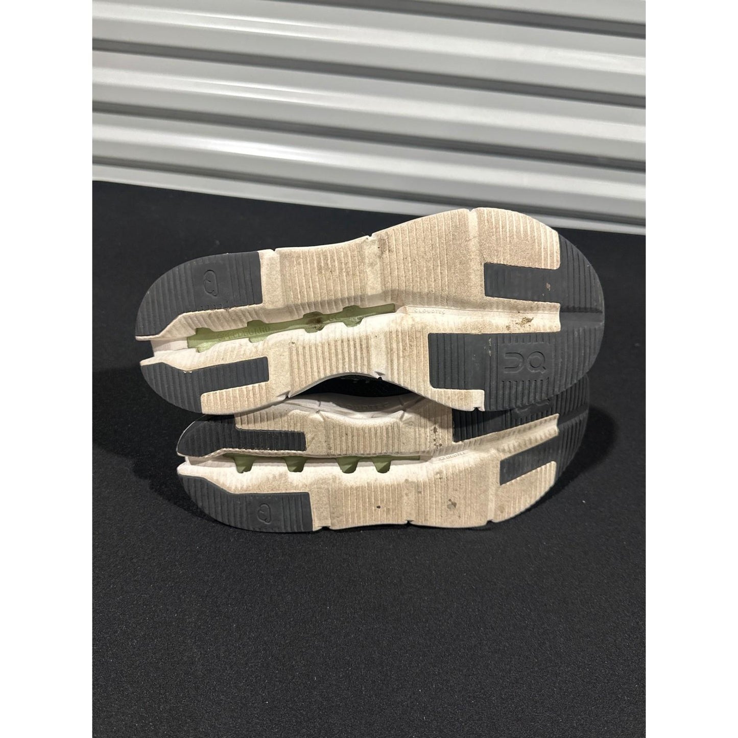 On Cloudnova Running Shoes Women 9 Grey Lime Green CloudTec