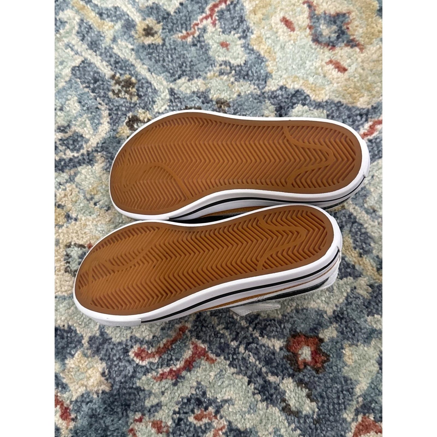 Nike Court Legacy Sneaker Boys 13C White Black Tan Low Top Strap GUC