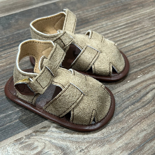 Boys Size 6-12m (Infant) HB Sandals - Good Used Condition