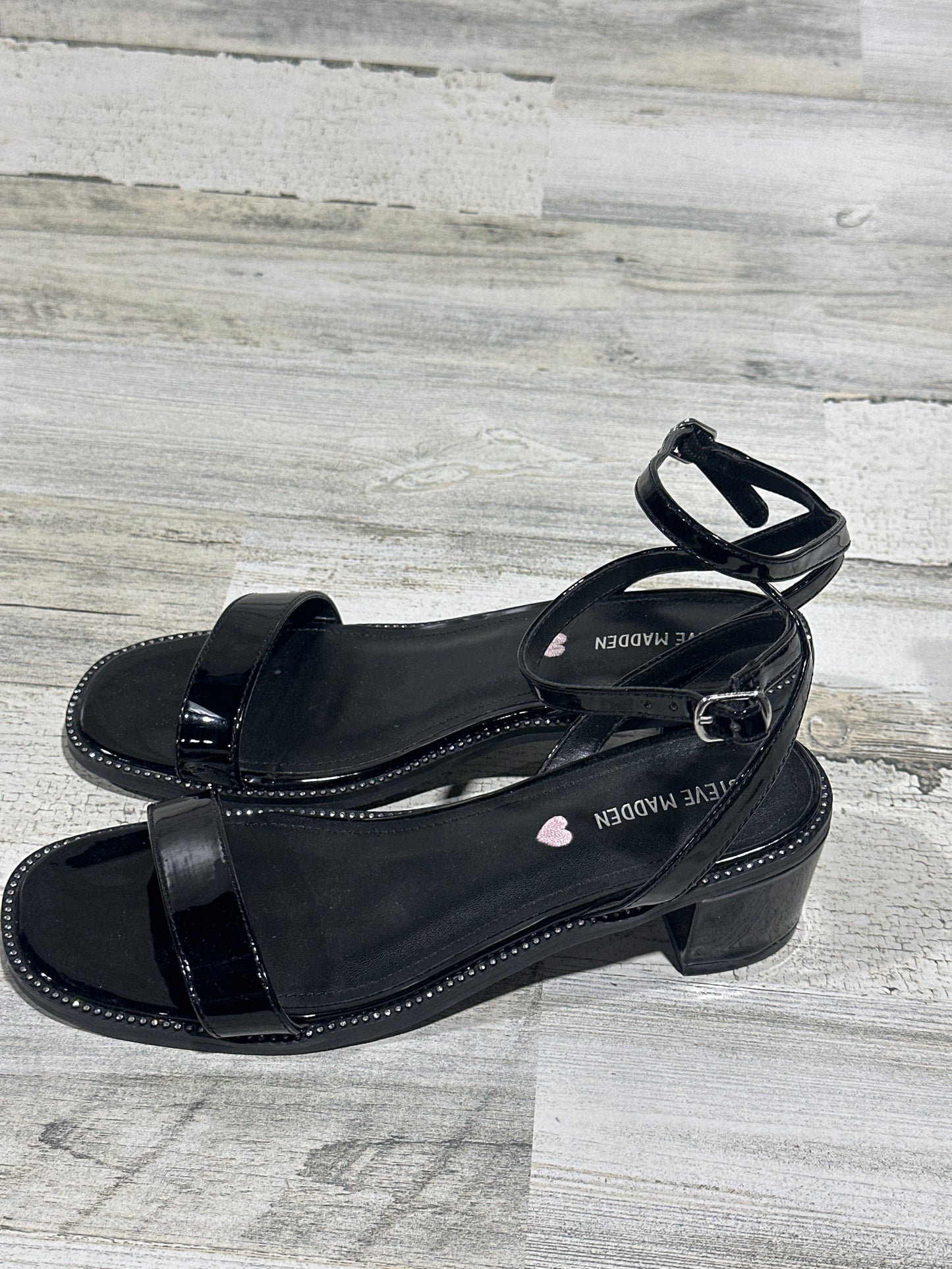 Steve Madden Ankle Strap Black Low Heel Sandals - Girls Size 5 - Very Good Used Condition