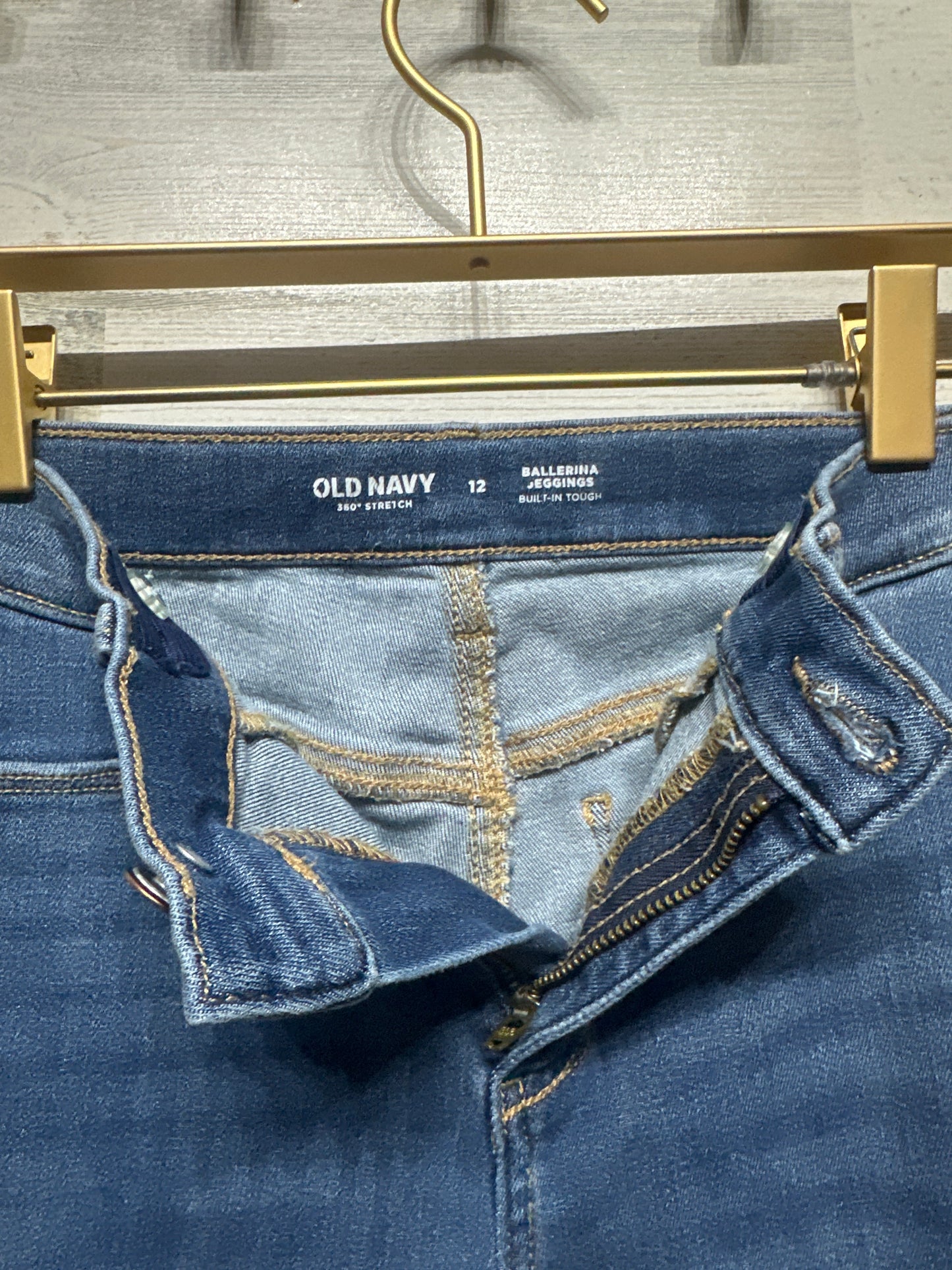 Girls Size 12 Old Navy Distressed Ballerina Jeggings With Adjustable Waist - Very Good Used Condition