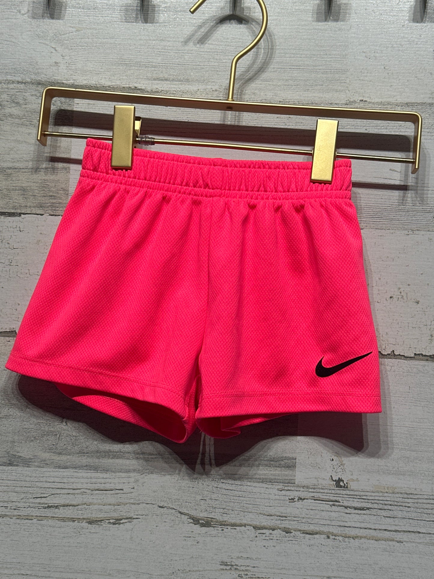 Girls Preowned Size 4t Nike Neon Pink Active Shorts - Very Good Used Condition