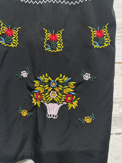 Girls Size Small Embroidered Mexican Heritage Dress - Very Good Used Condition