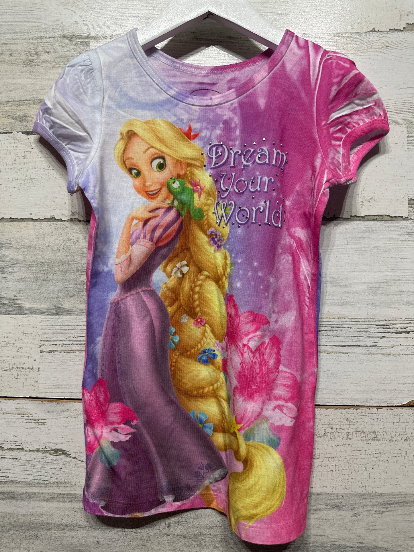 Girls Preowned Size 6/6x Small Disney Rapunzel Tangled Shirt - Good Used Condition