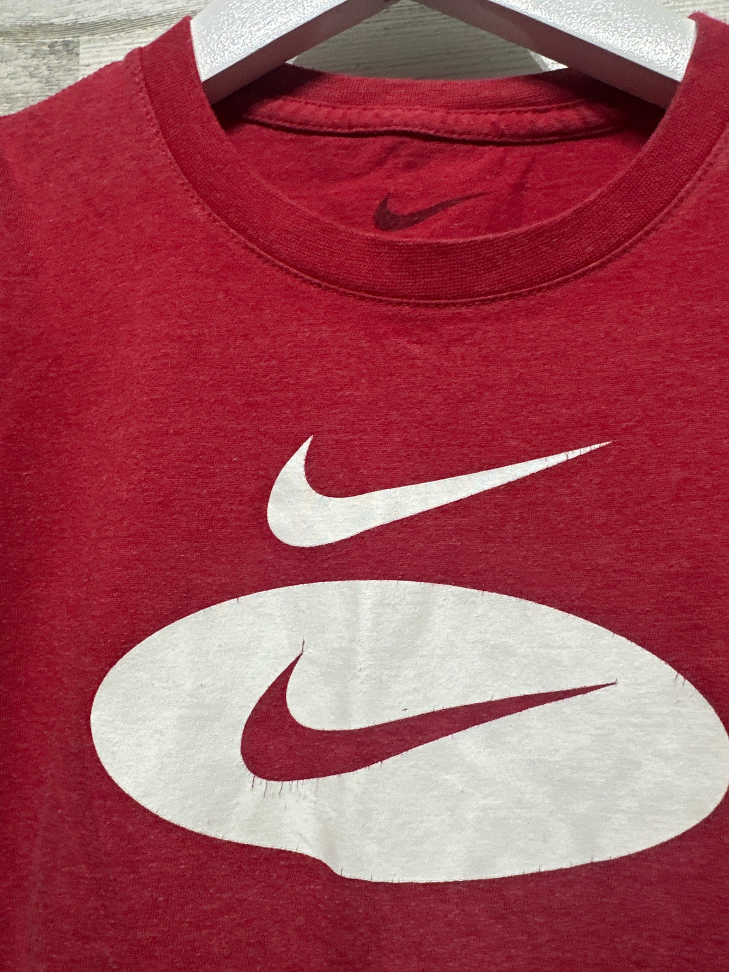 Boys Size 7 Red Nike Tee - Good Used Condition*