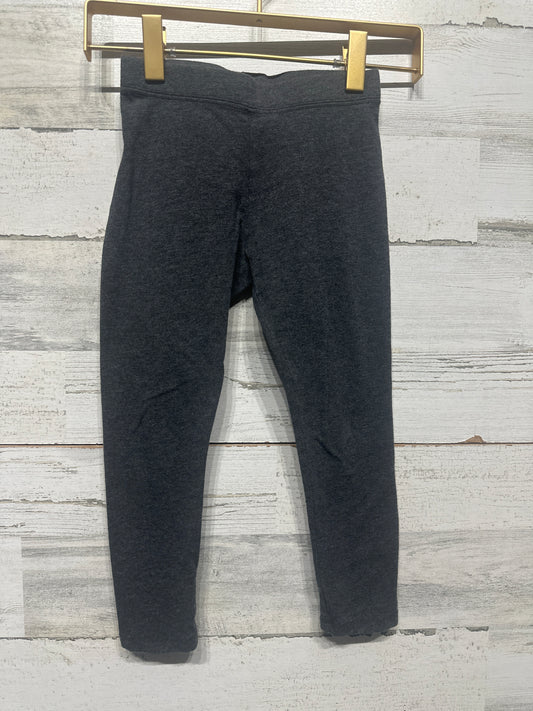 Girls Size 5 Member’s Mark Grey Leggings - Very Good Used Condition