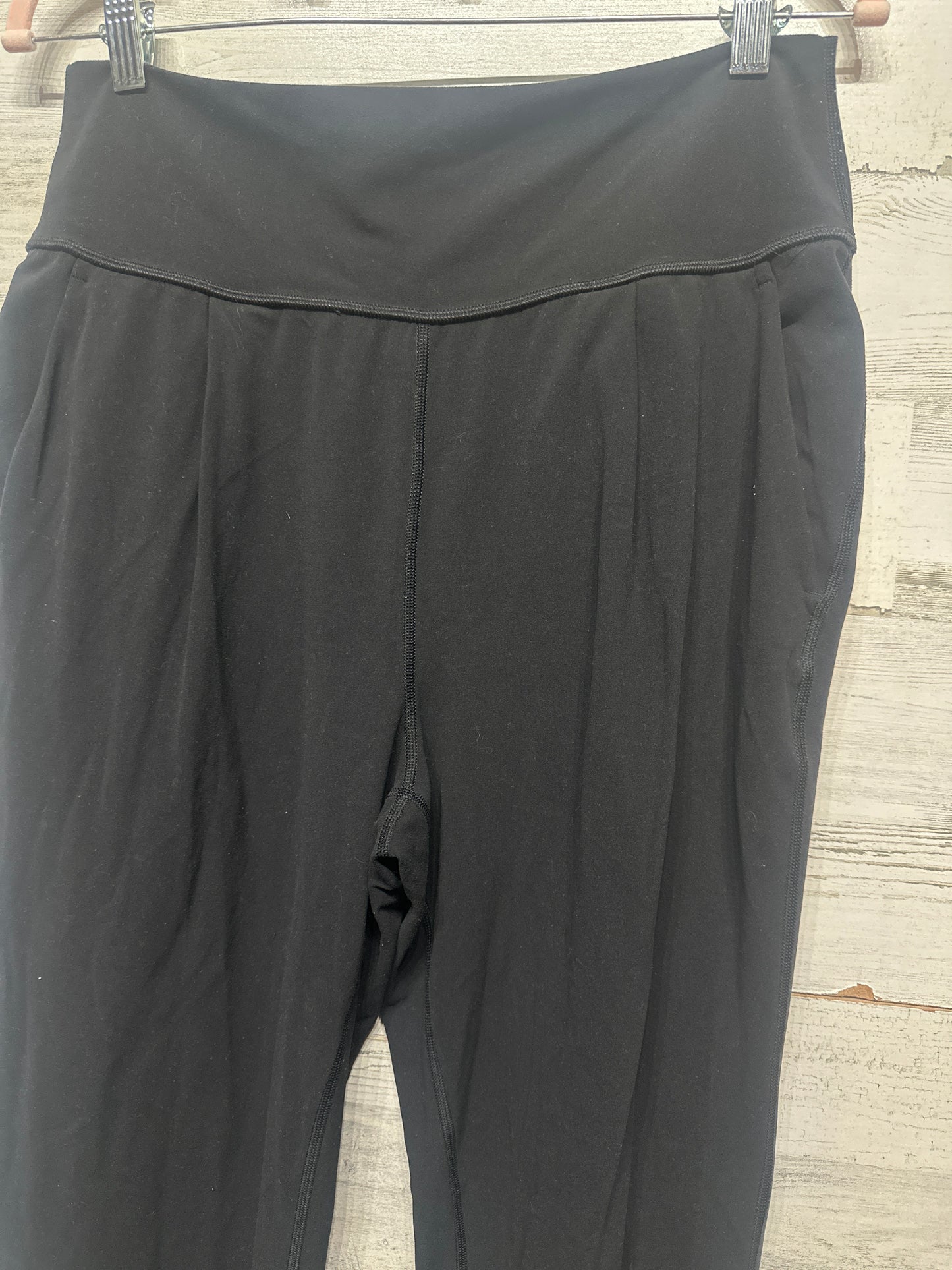 Women's Size Medium Athleta Black Elation Pant - Very Good Used Condition