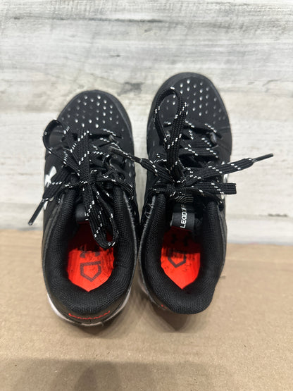 Size 12 (Little Kid) Under Armour Lead Off Baseball Cleats - Very Good Used Condition