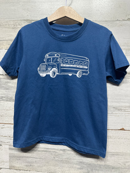 Size 5-6 (Medium) Shrimp and Grits Bus T-Shirt - Very Good Used Condition