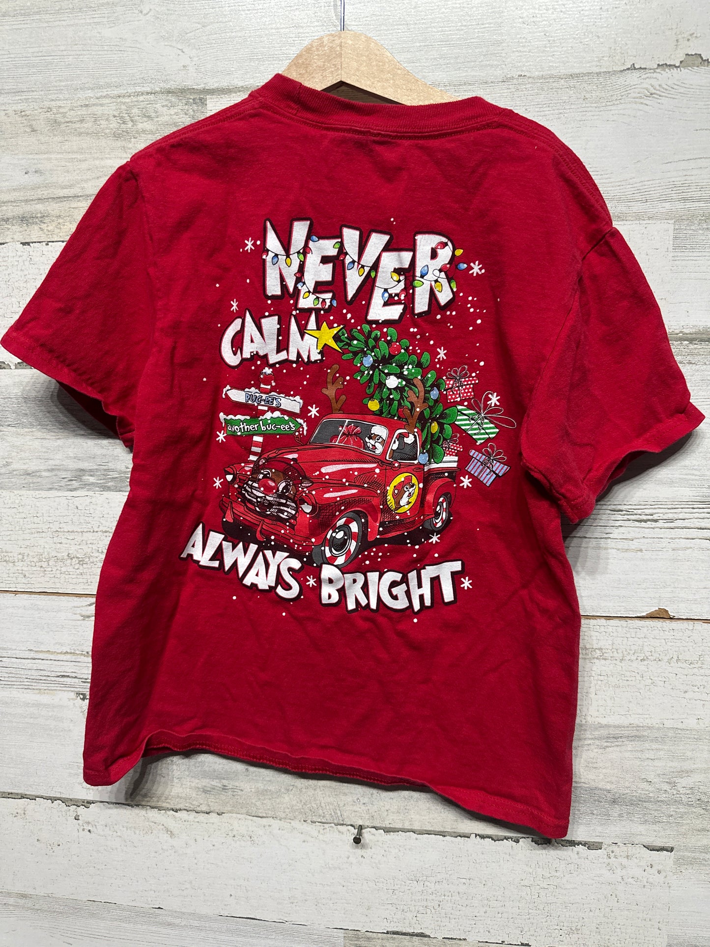 Buc-ee's Holiday T-Shirt - Size Youth Medium  - Very Good Used Condition