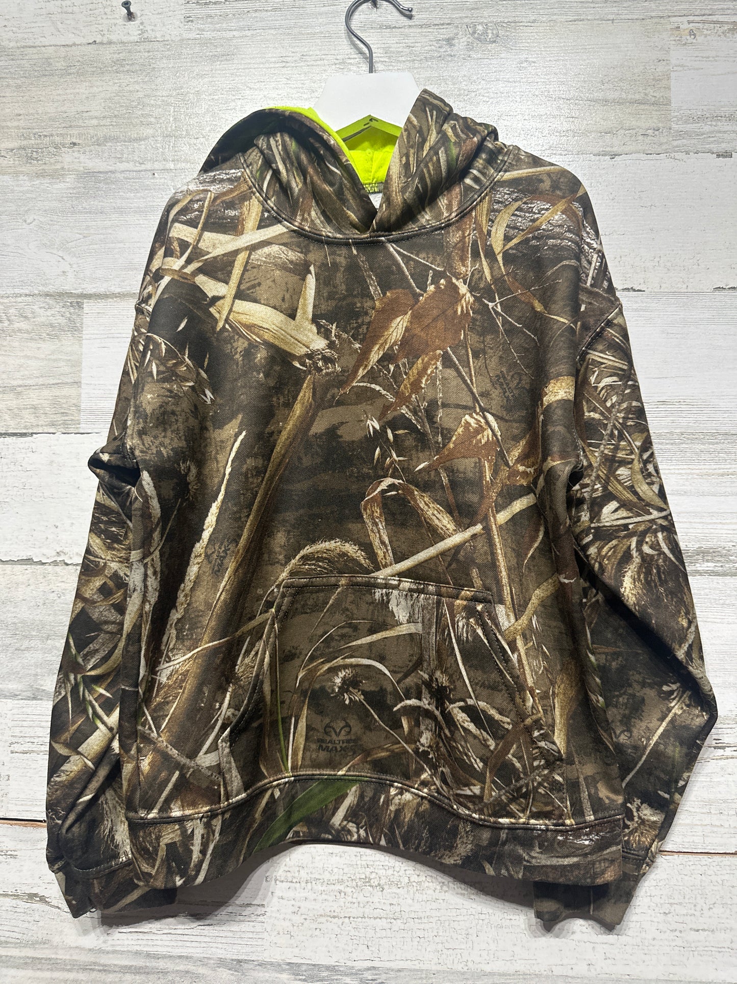 Boys Preowned Size Medium Realtree Camo Hoodie - Good Used Condition