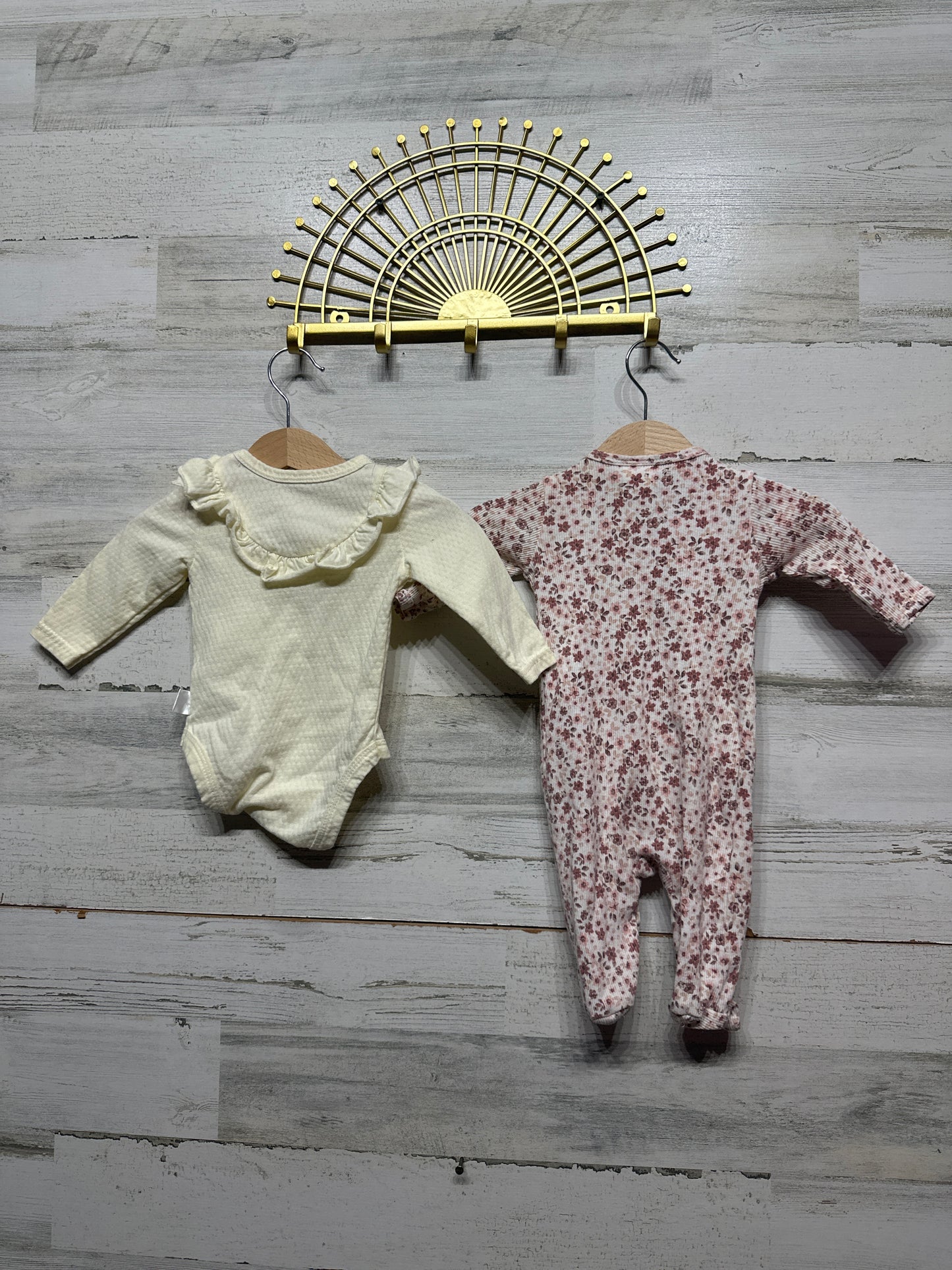 Nicole Miller/Tahari Baby Long Sleeve Lot - 2 Pieces - Size 0-3m - Very Good Used Condition