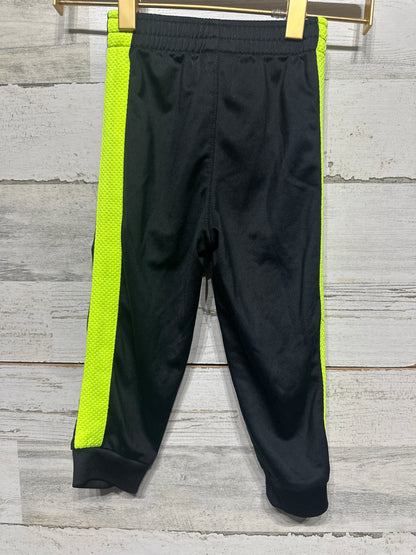 Boys Preowned Size 24m Nike Pants - Good Used Condition