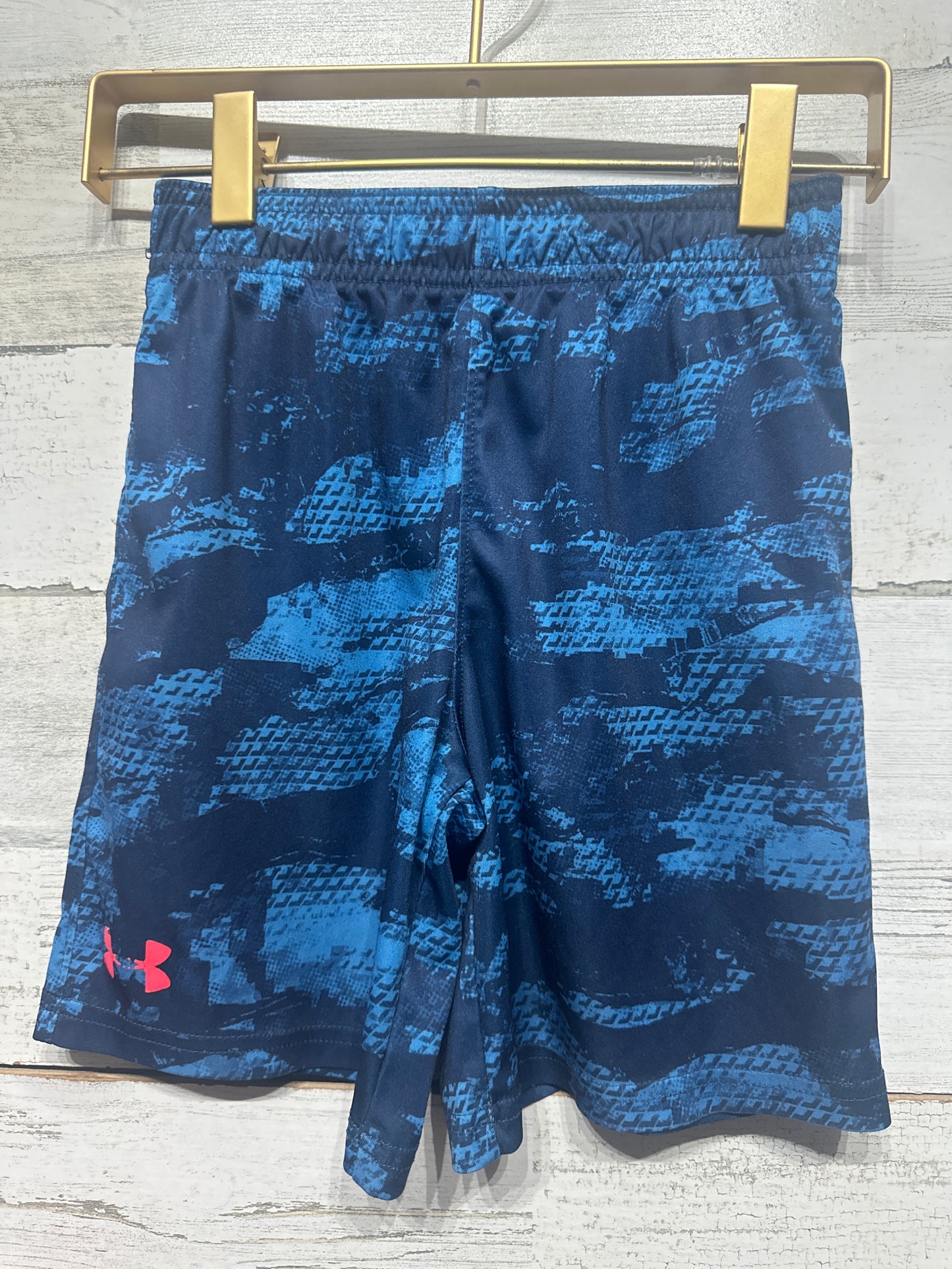 Boys Preowned Size 7 Under Armour Athletic Shorts - Good Used Condition*