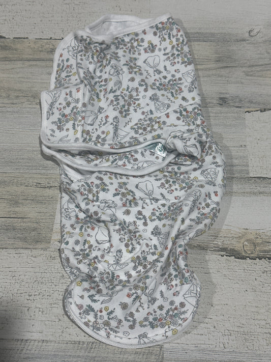 Aden+ Anais Disney Princess Print Velcro Swaddle Blanket - Girls Size 0-3m (7 - 14 lbs) - Very Good Used Condition