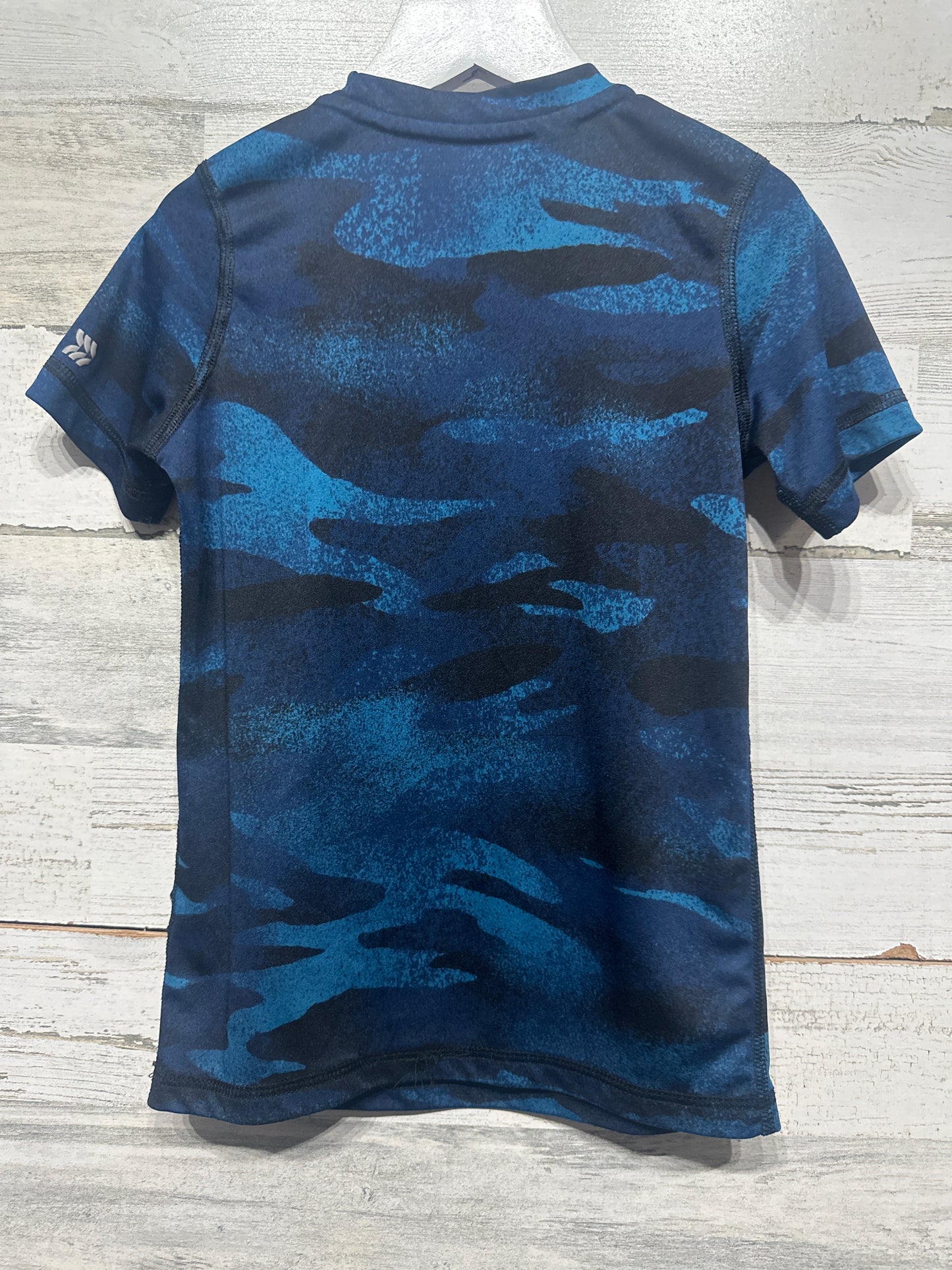 Boys Preowned Size 4-5 (XS) All in Motion Drifit Blue Camo Shirt - Very Good Used Condition