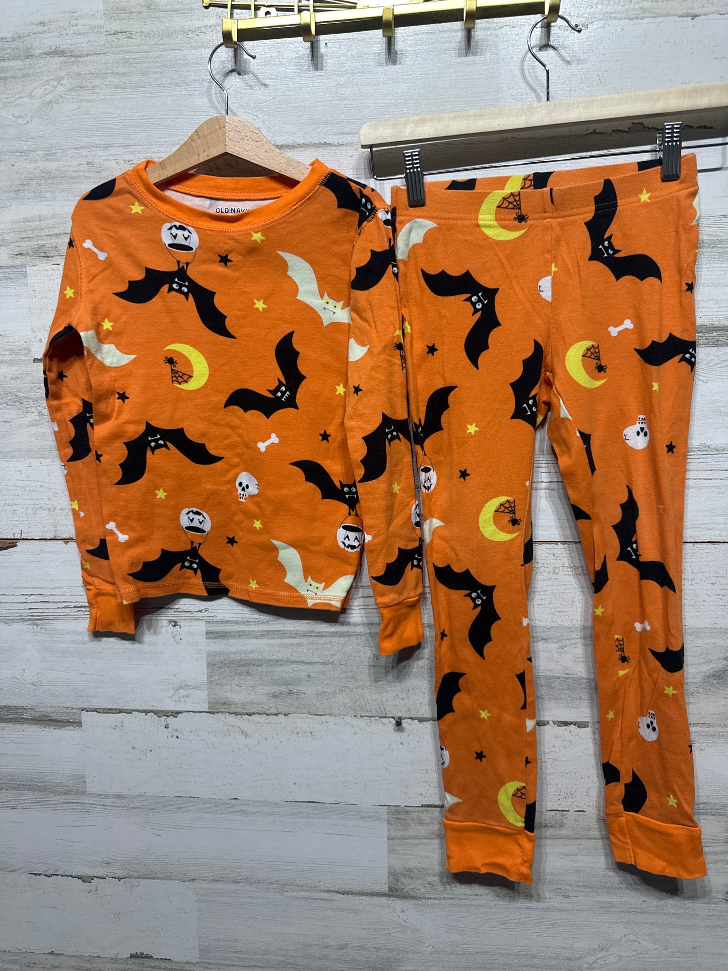 Size 8 Medium Unisex Old Navy Halloween Pajama Set - Very Good Used Condition