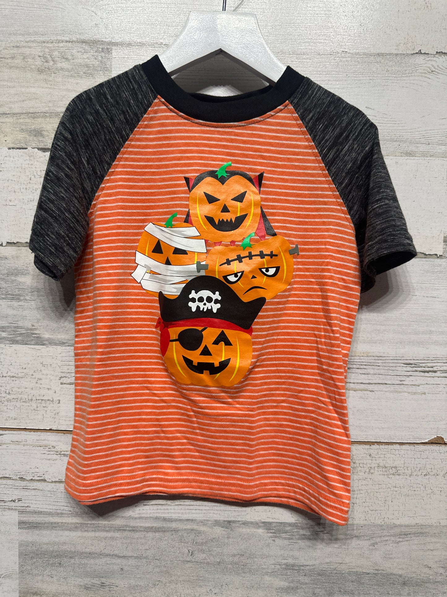 Boys Size 5t Celebrate Halloween Pumpkins Shirt - Very Good Used Condition