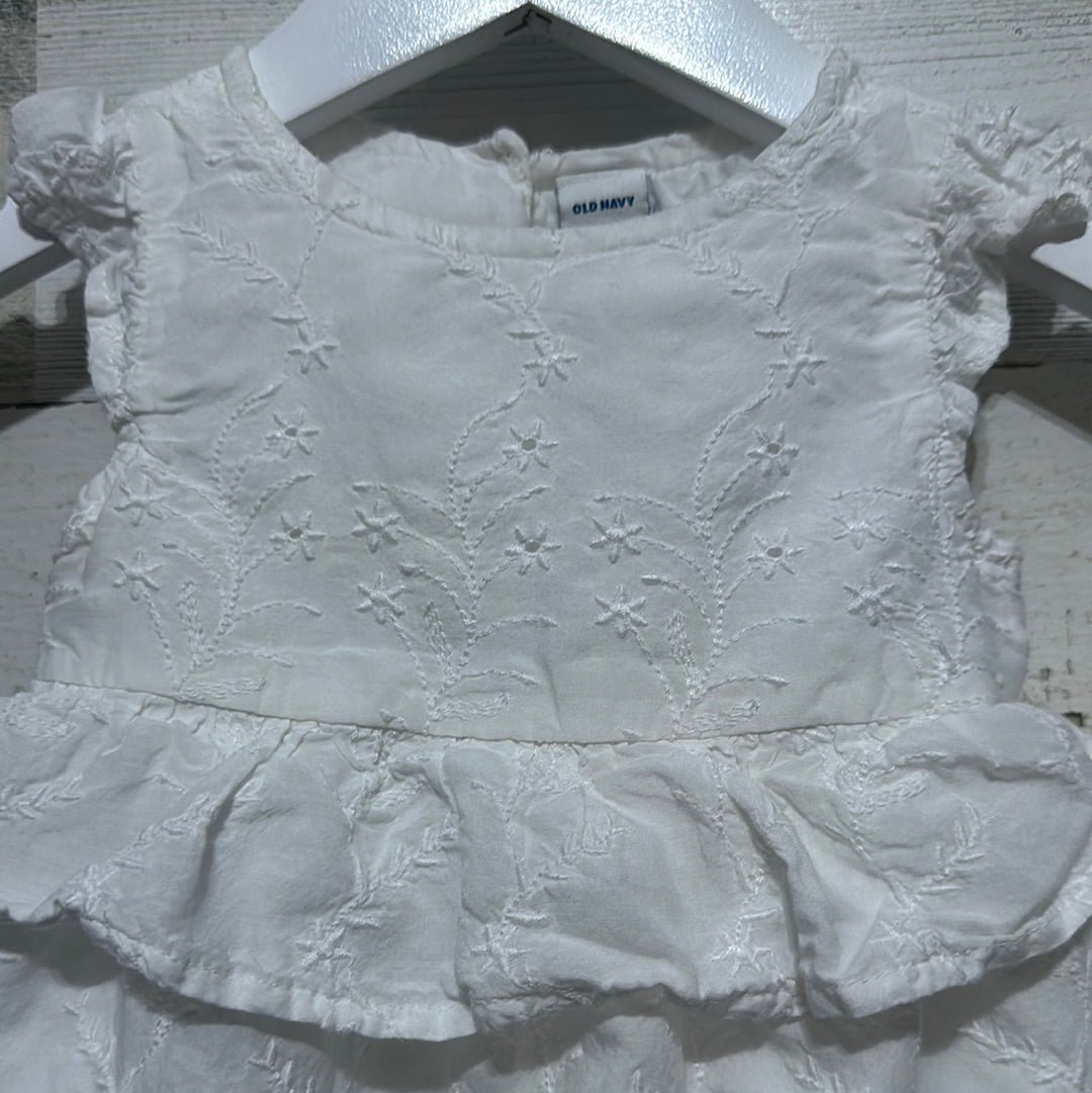 Girls Size 6-12m Old Navy white dress - good used condition