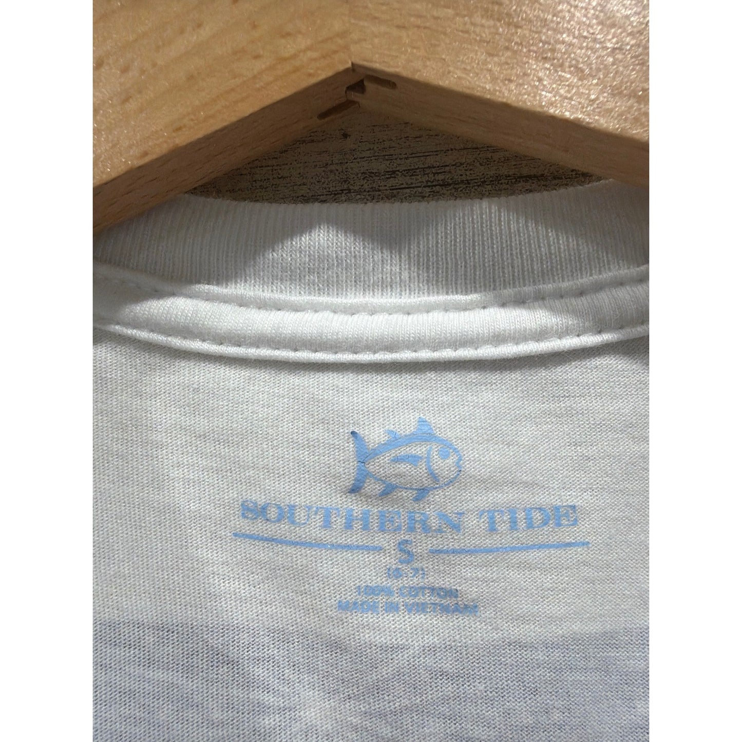 Southern Tide Crewcuts T-Shirt Bundle Boys 6-7 White Gray Patriotic Preppy EUC2
