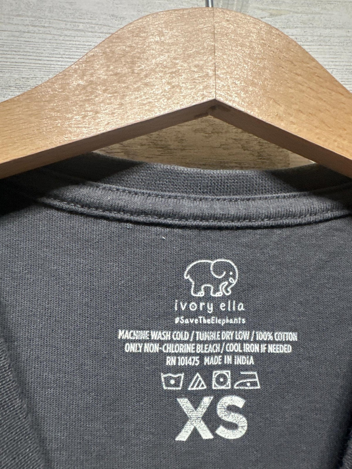Ivory Ella T-Shirt - Women’s Size XS - VGUC2