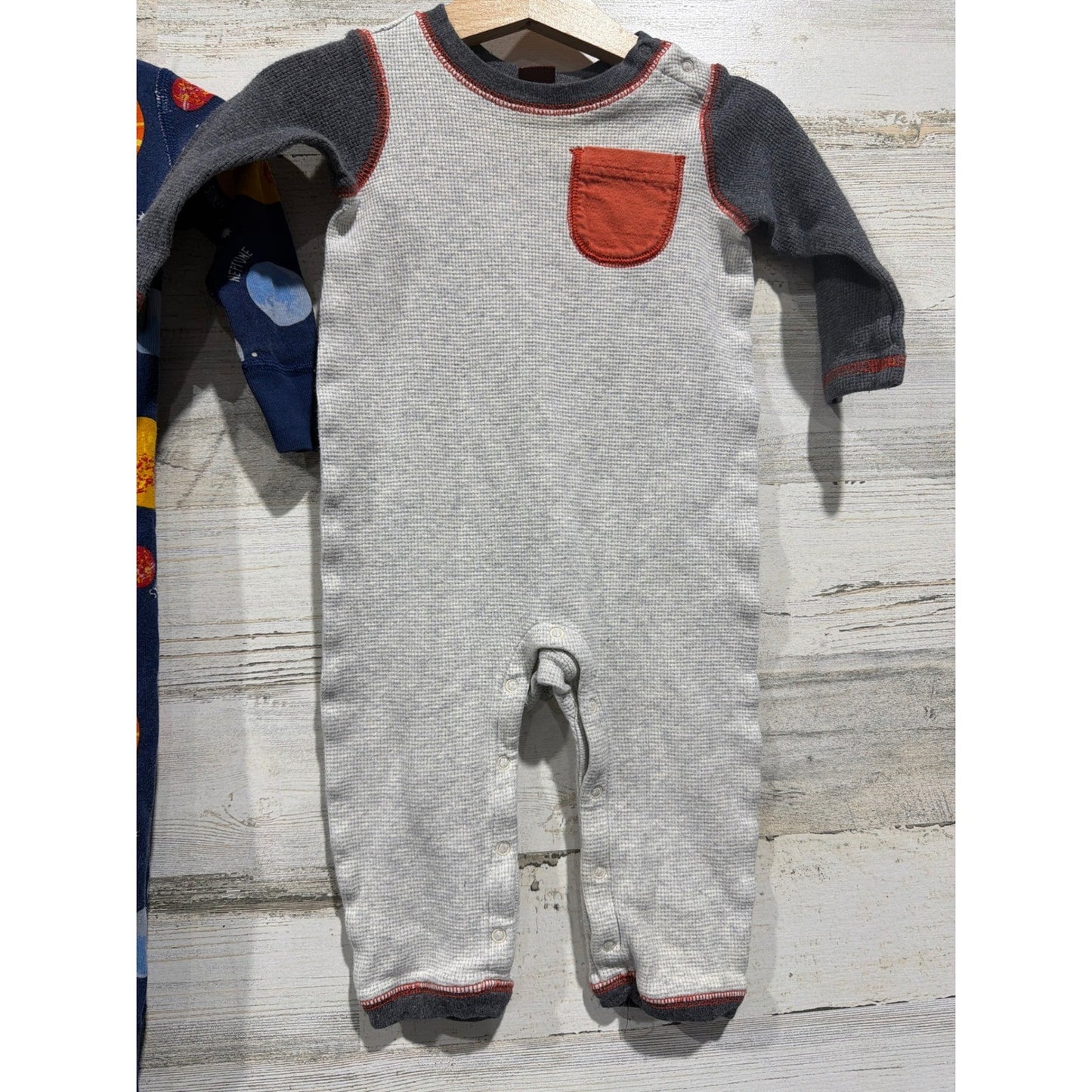 Hanna Andersson Tea Collection Sleeper Romper Boys 6-12M Blue Gray Planet4