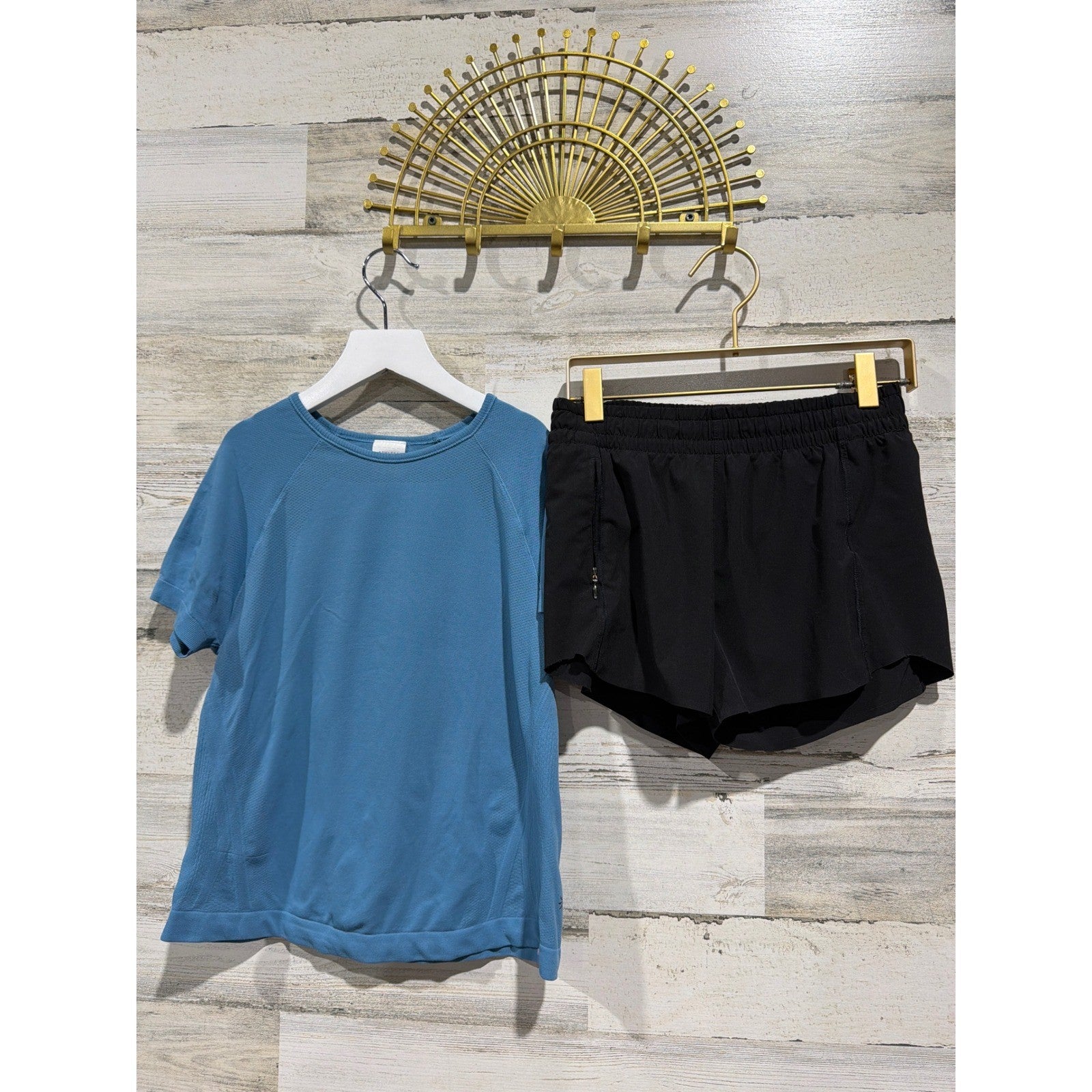Athleta Girl Outfit Set Girls 12 Blue Black Heart The Hustle Shorts Tee EUC0