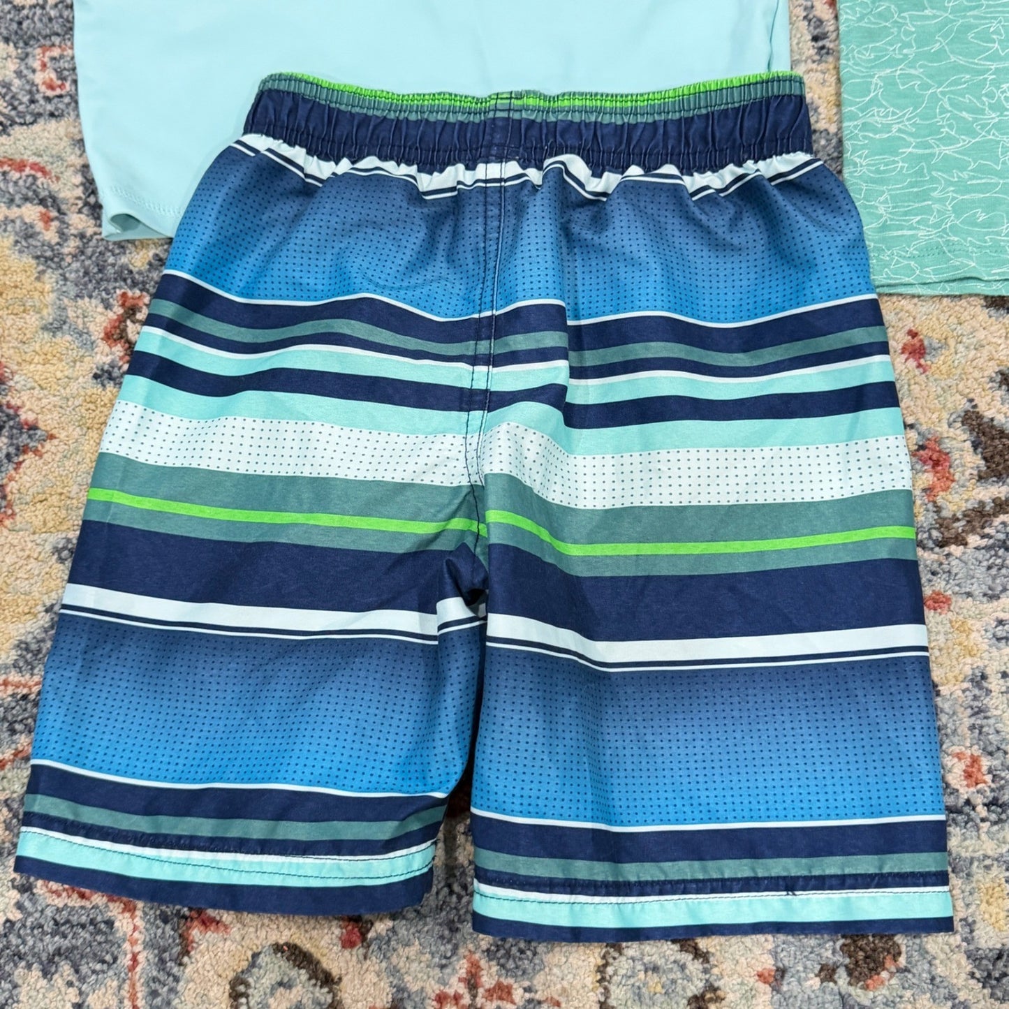 Under Armour RuggedButts Art Class Boys 4-5 Bundle Swim Shorts Rash Guard EUC6