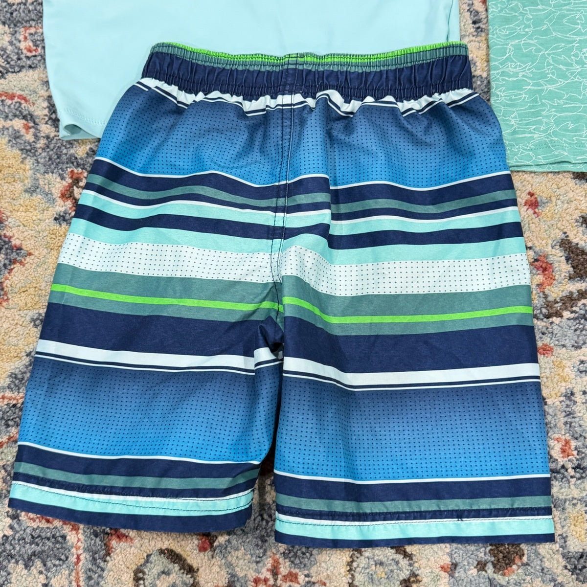 Under Armour RuggedButts Art Class Boys 4-5 Bundle Swim Shorts Rash Guard EUC6