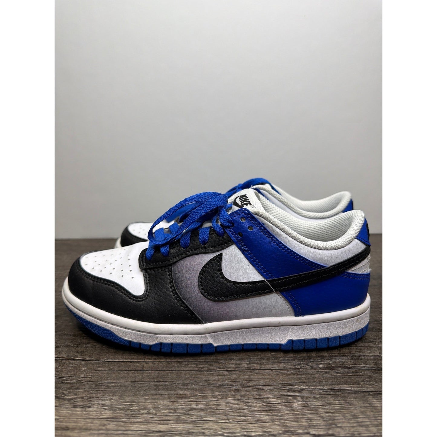 Nike Dunk Low Boys Size 4Y Blue Black White Grey Gradient Streetwear EUC0