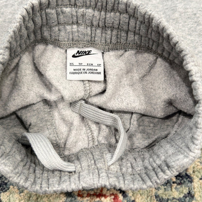 Nike Jogger Sweatpants Kids XS Gray Fleece Sportswear Club *Flawed4