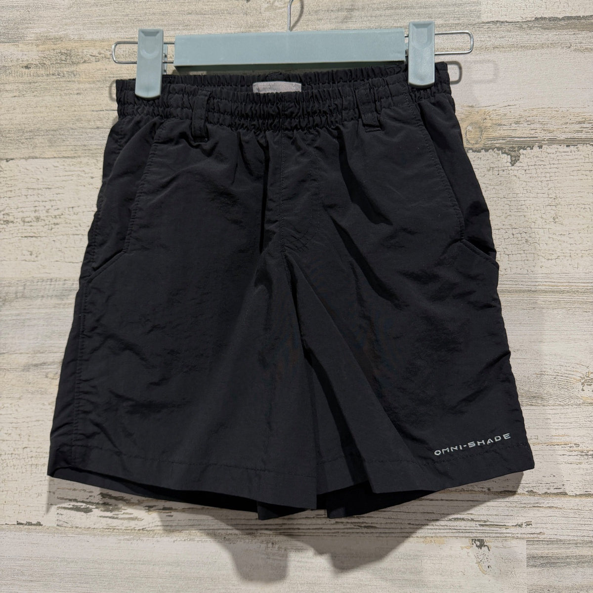 Columbia PFG Shorts Boys Small Black Omni-Shade Fishing Outdoors EUC0