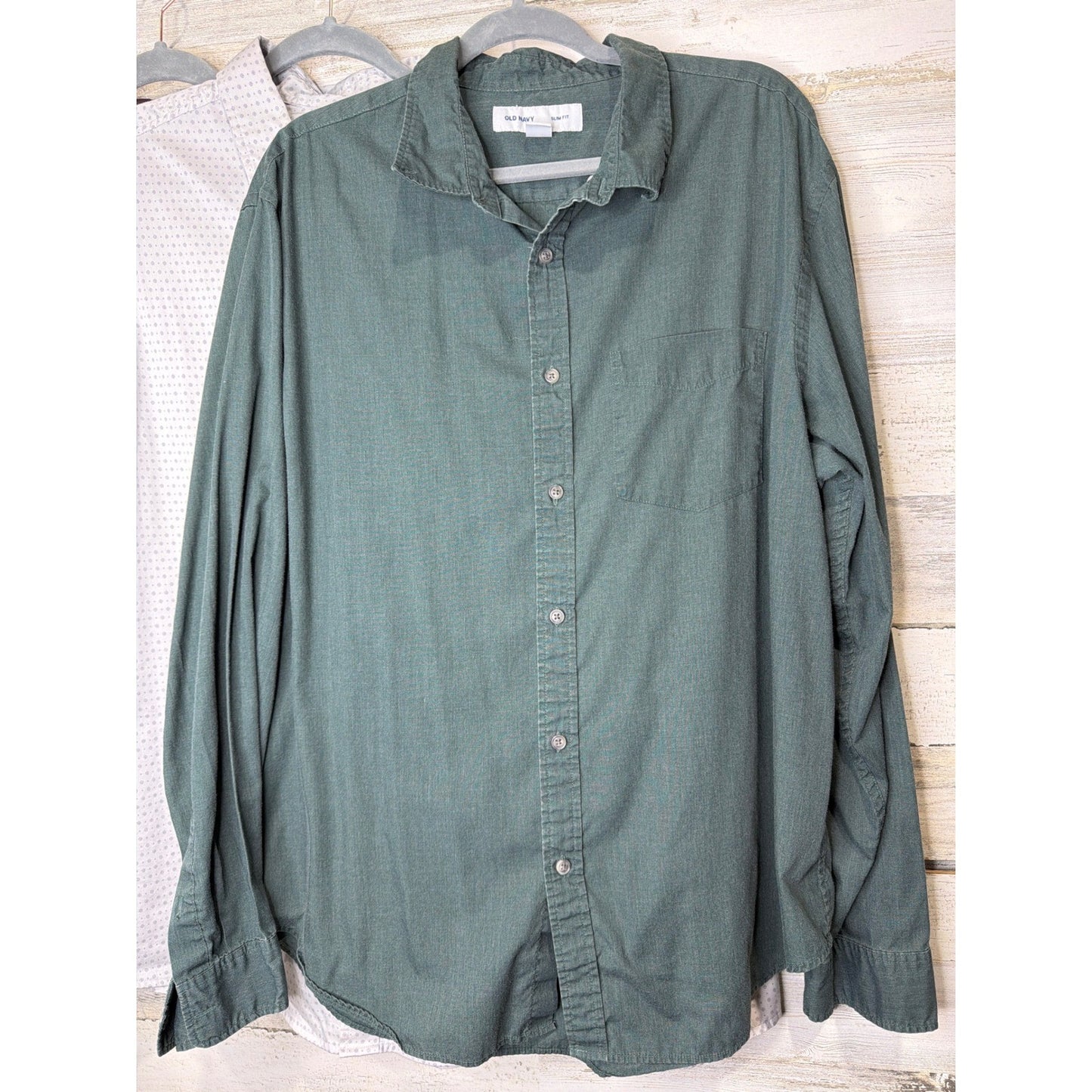 Old Navy Goodfellow Shirt Bundle Men XXL Green Burgundy White Slim Fit1
