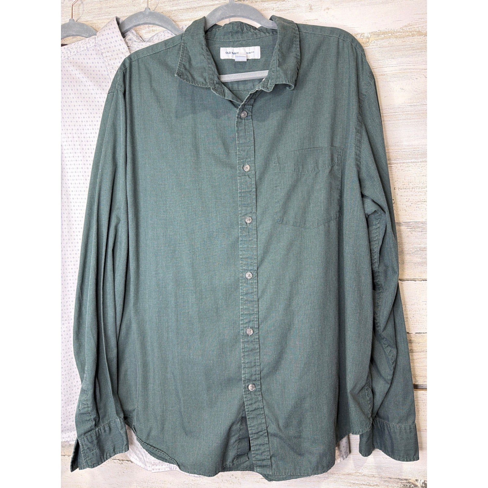 Old Navy Goodfellow Shirt Bundle Men XXL Green Burgundy White Slim Fit1