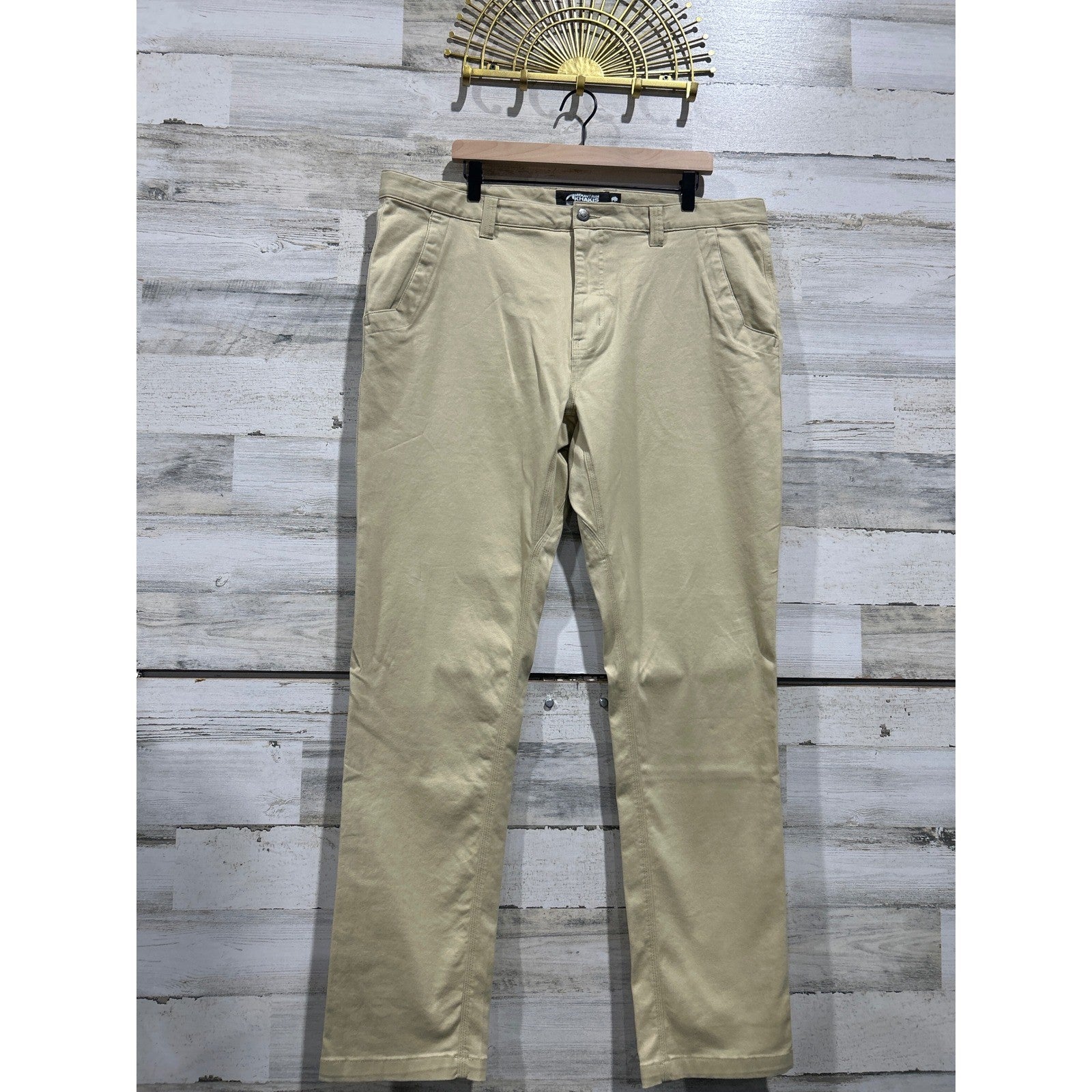 Mountain Khakis Slim Fit Pants Men 40x34 Khaki Teton Twill Gorpcore EUC0